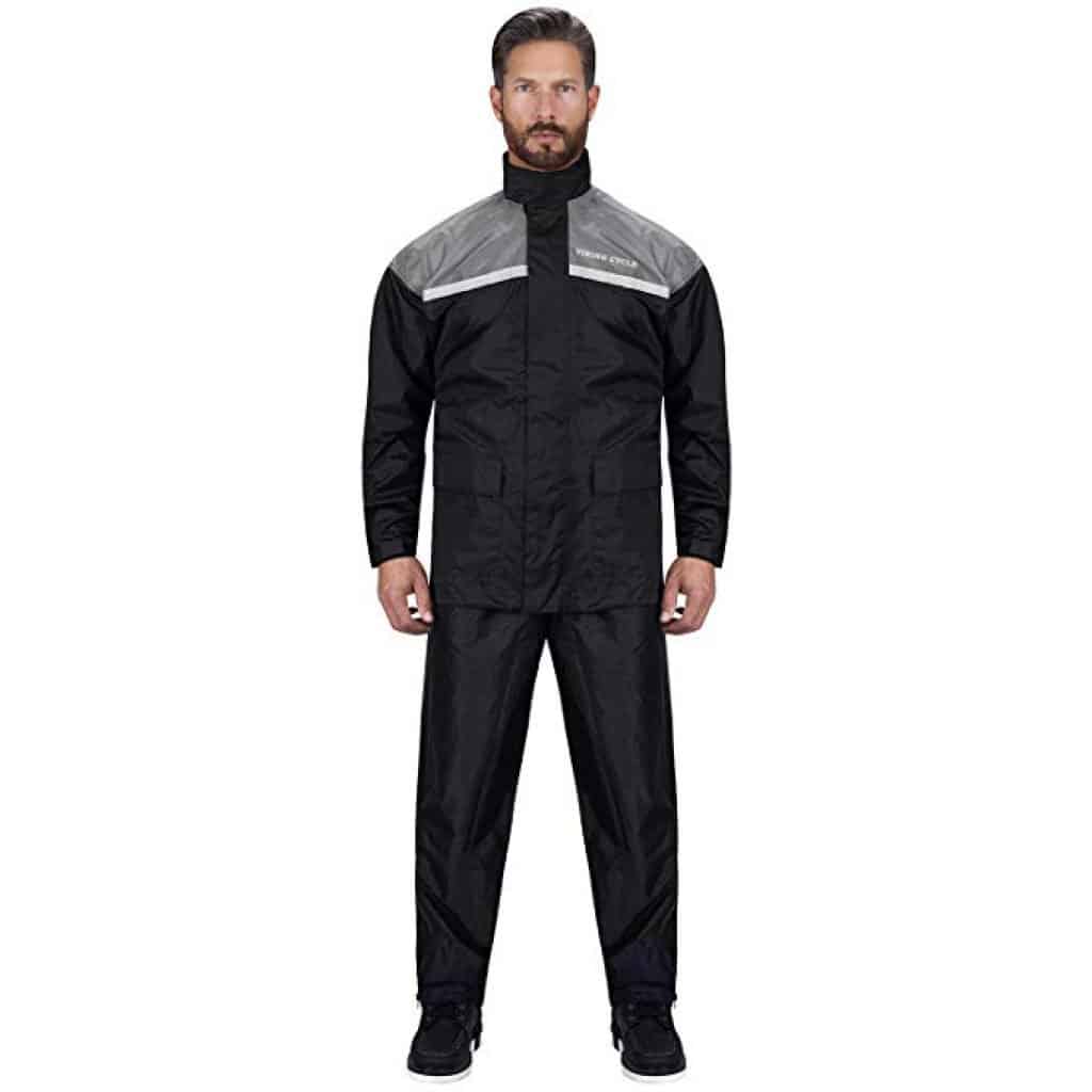 Best Motorcycle Rain Suit: Tips on How to Choose the Best Item