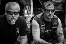 Best Motorcycle Glasses for Wind: Test-Based Reviews and Tips