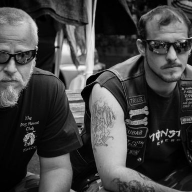 Best Motorcycle Glasses for Wind: Test-Based Reviews and Tips